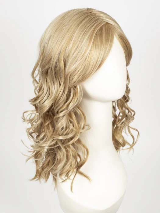 21242-lush-wavez-synthetic-lace-front-wig-mono-part-8.webp Lush Wavez | Synthetic Lace Front Wig (Mono Part)