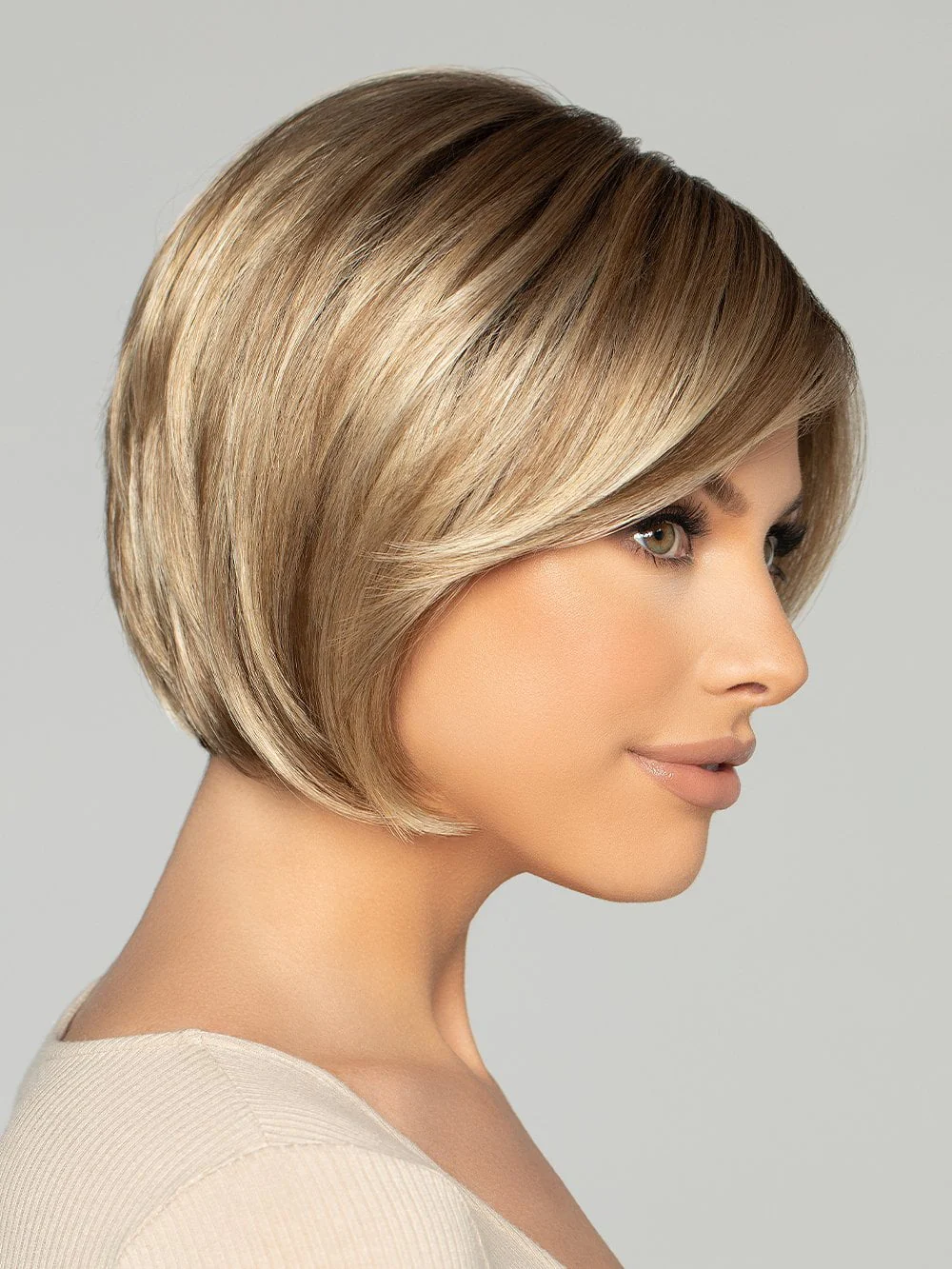 22215-alexis-synthetic-lace-front-wig-mono-top-3.webp Alexis | Synthetic Lace Front Wig (Mono Top)