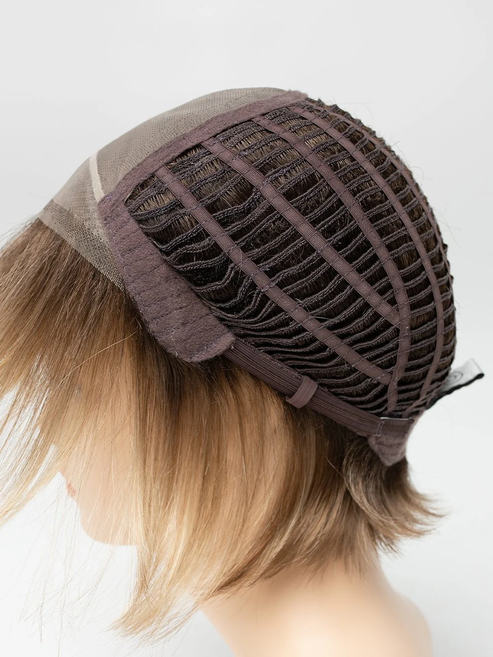 22215-alexis-synthetic-lace-front-wig-mono-top-6.webp Alexis | Synthetic Lace Front Wig (Mono Top)