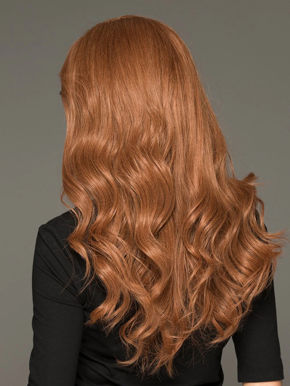 24770-amber-ht-100-human-hair-wig-hand-tied-4.webp Amber HT | 100% Human Hair Wig (Hand-Tied)