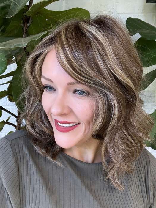24958-bella-vida-petite-average-synthetic-lace-front-wig-hand-tied-11.jpg Bella Vida | Petite/Average | Synthetic Lace Front Wig (Hand-Tied)