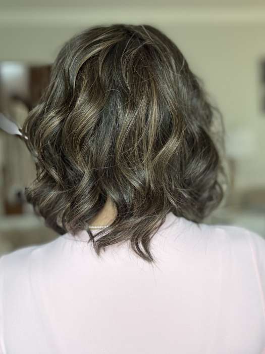 24958-bella-vida-petite-average-synthetic-lace-front-wig-hand-tied-18.jpg Bella Vida | Petite/Average | Synthetic Lace Front Wig (Hand-Tied)