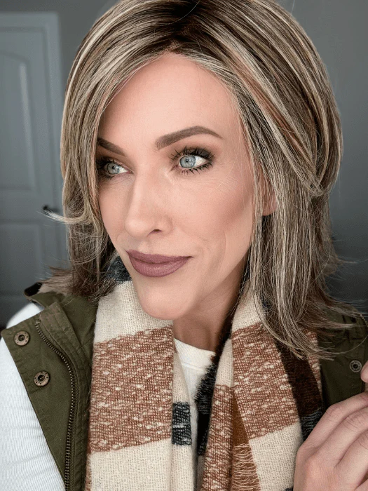 25032-big-time-hf-synthetic-lace-front-wig-mono-top-7.webp Big Time | HF Synthetic Lace Front Wig (Mono Top)