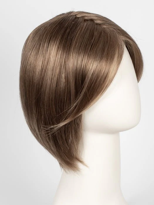 25172-classic-cool-synthetic-lace-front-wig-mono-part-18.webp Classic Cool | Synthetic Lace Front Wig (Mono Part)
