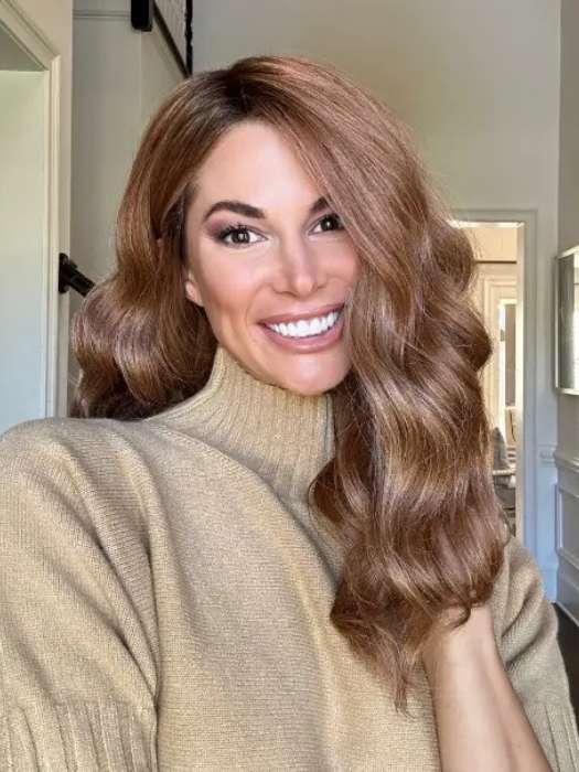 25290-day-to-date-synthetic-lace-front-wig-mono-part-10.jpg Day to Date | Synthetic Lace Front Wig (Mono Part)