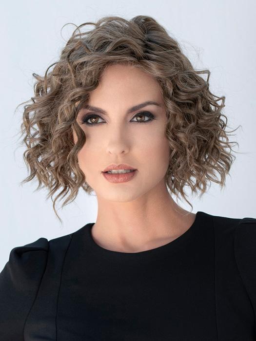 25694-jordan-human-hair-synthetic-blend-lace-front-wig-mono-part-7.jpg Jordan | Human Hair / Synthetic Blend Lace Front Wig (Mono Part)