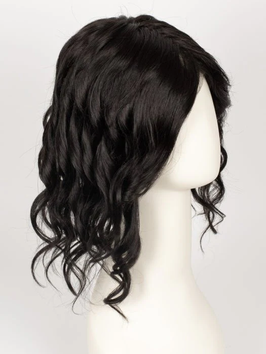 2630-julianne-lite-synthetic-lace-front-wig-hand-tied-20.webp Julianne Lite | Synthetic Lace Front Wig (Hand-Tied)