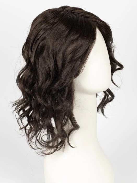 2630-julianne-lite-synthetic-lace-front-wig-hand-tied-22.webp Julianne Lite | Synthetic Lace Front Wig (Hand-Tied)
