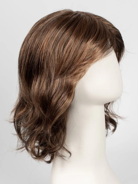 26417-stop-traffic-synthetic-wig-mono-crown-18.webp Stop Traffic | Synthetic Wig (Mono Crown)