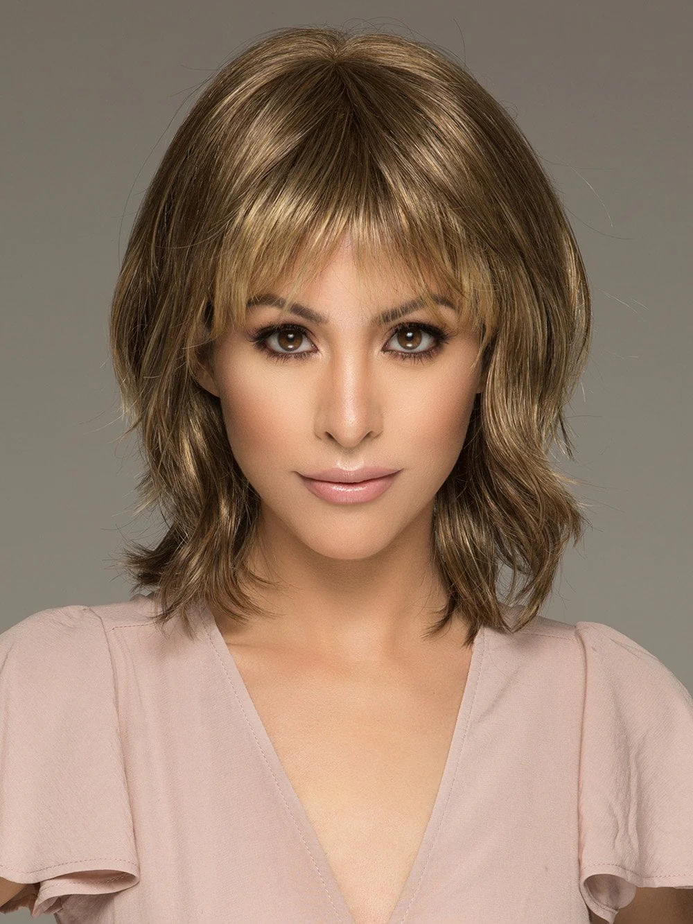 26417-stop-traffic-synthetic-wig-mono-crown-9.webp Stop Traffic | Synthetic Wig (Mono Crown)