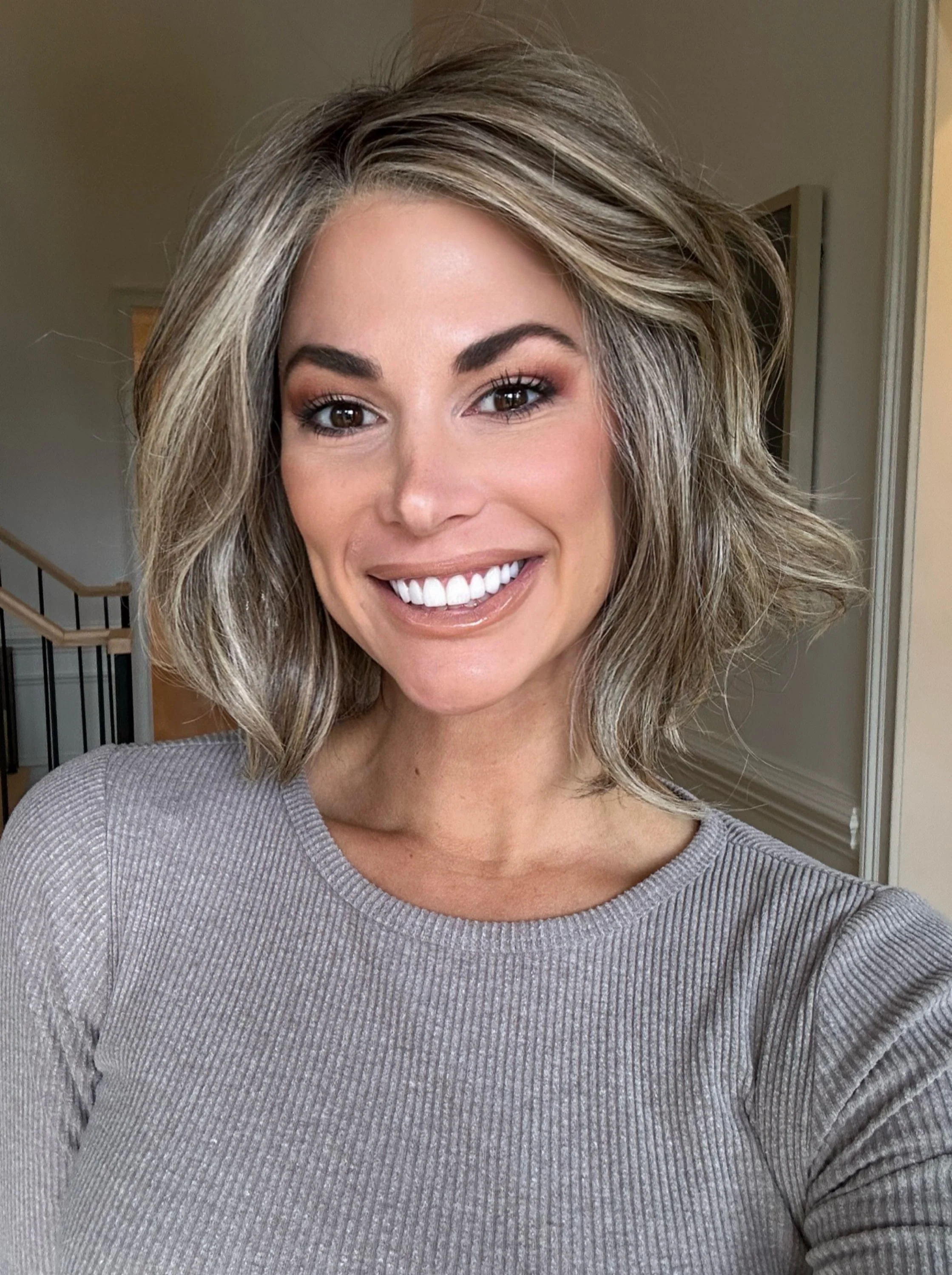 26661-unfiltered-synthetic-lace-front-wig-mono-top-5.webp Unfiltered | Synthetic Lace Front Wig (Mono Top)