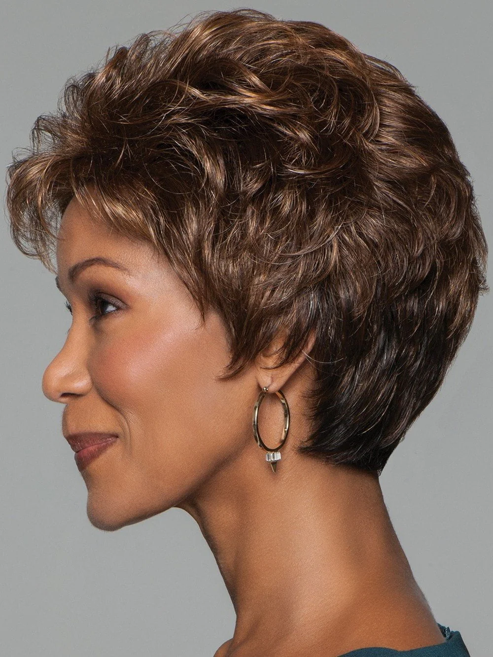 27435-cheer-synthetic-wig-basic-cap-3.webp Cheer | Synthetic Wig (Basic Cap)