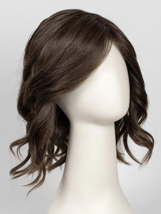 2779-simmer-elite-petite-synthetic-lace-front-wig-hand-tied-49.webp Simmer Elite Petite | Synthetic Lace Front Wig (Hand-Tied)