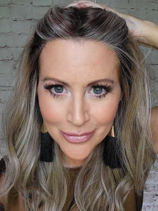 28529-peerless-18-synthetic-lace-front-wig-mono-part-discontinued-3.jpg Peerless 18 | Synthetic Lace Front Wig (Mono Part) | DISCONTINUED