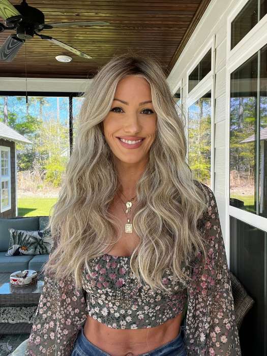 28688-perfect-blend-synthetic-lace-front-wig-mono-part-discontinued-2.jpg Perfect Blend | Synthetic Lace Front Wig (Mono Part) | DISCONTINUED