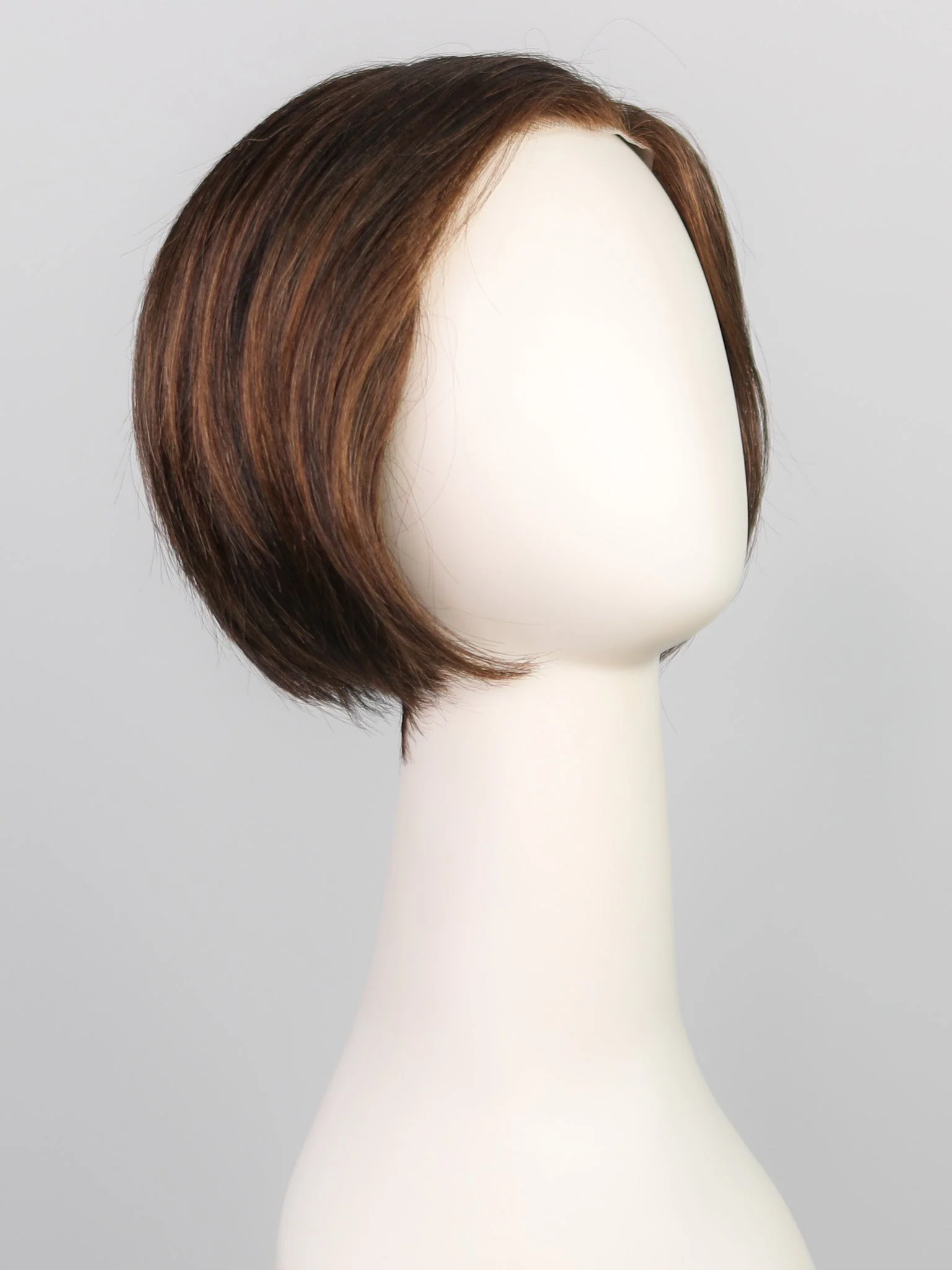 28698-bend-the-rules-synthetic-lace-front-wig-hand-tied-top-39.webp Bend the Rules | Synthetic Lace Front Wig (Hand-Tied Top)