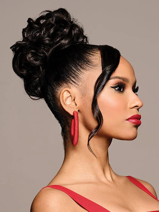 28787-clip-it-classy-synthetic-hairpiece-2.webp Clip It Classy | Synthetic Hairpiece
