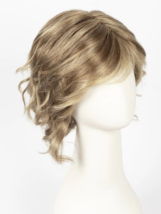 29189-fresh-chic-synthetic-lace-front-wig-mono-part-27.webp Fresh Chic | Synthetic Lace Front Wig (Mono Part)
