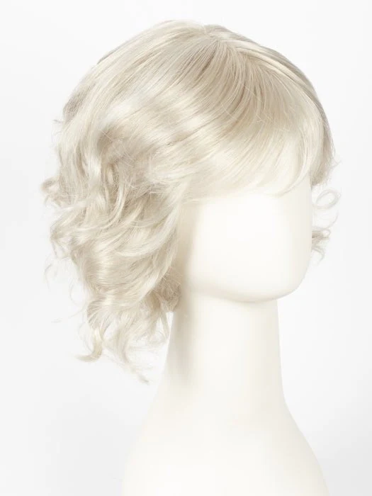 29189-fresh-chic-synthetic-lace-front-wig-mono-part-29.webp Fresh Chic | Synthetic Lace Front Wig (Mono Part)