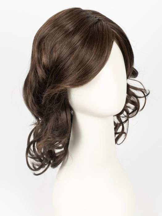 29352-socialite-synthetic-lace-front-wig-mono-part-10.webp Socialite | Synthetic Lace Front Wig (Mono Part)