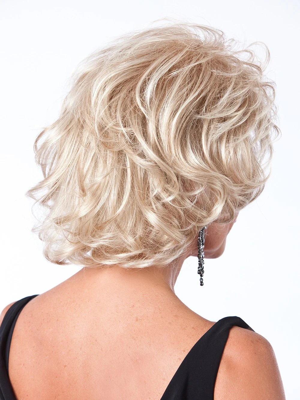 30950-alluring-wig-synthetic-wig-basic-cap-discontinued-2.webp Alluring Wig | Synthetic Wig (Basic Cap) | DISCONTINUED