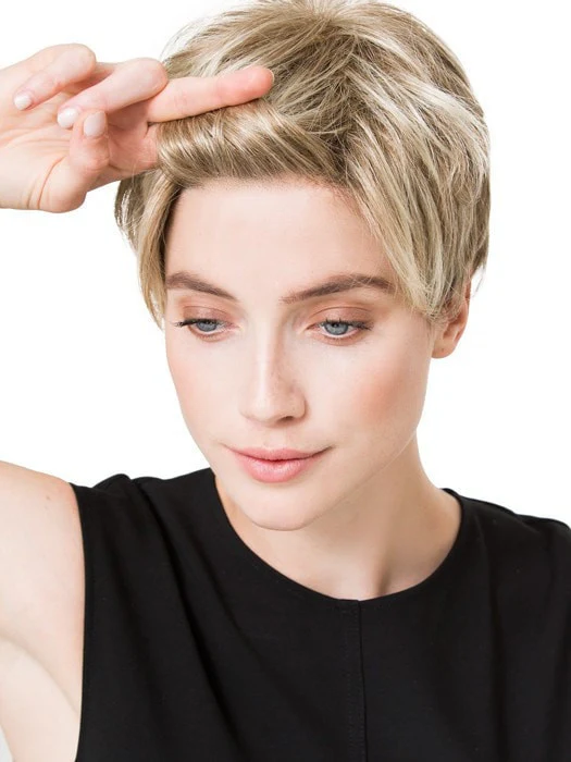 32722-ginger-mono-synthetic-lace-front-wig-mono-top-discontinued-4.webp Ginger Mono | Synthetic Lace Front Wig (Mono Top) | DISCONTINUED