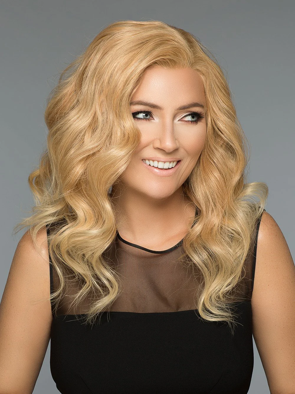 33150-jacquelyn-human-hair-lace-front-wig-hand-tied-unavailable-5.webp Jacquelyn | Human Hair Lace Front Wig (Hand-Tied) | UNAVAILABLE