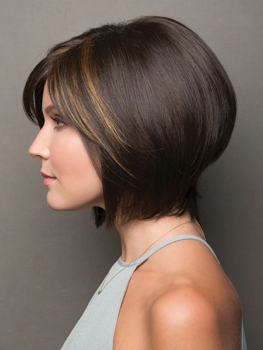 33184-jolie-gradient-synthetic-wig-mono-top-3.webp Jolie Gradient | Synthetic Wig (Mono Top)