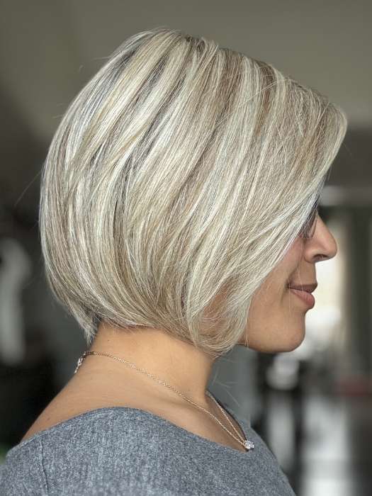 3401-straight-up-with-a-twist-elite-synthetic-lace-front-wig-hand-tied-5.jpg Straight Up With a Twist Elite | Synthetic Lace Front Wig (Hand-Tied)