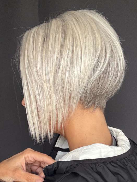 357-ignite-petite-hh-remy-human-hair-lace-front-wig-hand-tied-9.jpg Ignite Petite HH | Remy Human Hair Lace Front Wig (Hand Tied)