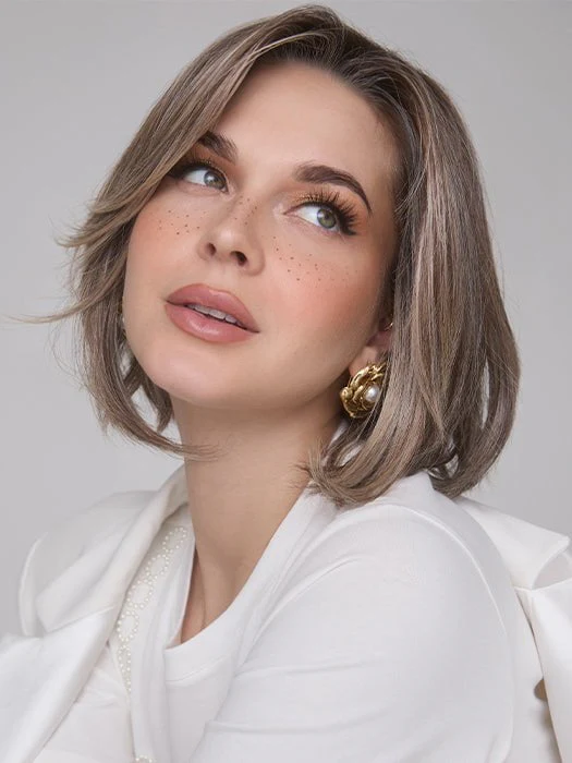4966-mira-synthetic-lace-front-wig-hand-tied-13.webp Mira | Synthetic Lace Front Wig (Hand Tied)