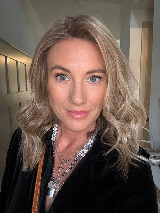 5287-corey-human-hair-synthetic-blend-lace-front-wig-hand-tied-8.webp Corey | Human Hair / Synthetic Blend Lace Front Wig (Hand Tied)