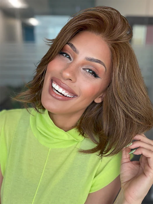 5890-farren-synthetic-lace-front-wig-hand-tied-4.webp Farren | Synthetic Lace Front Wig (Hand Tied)