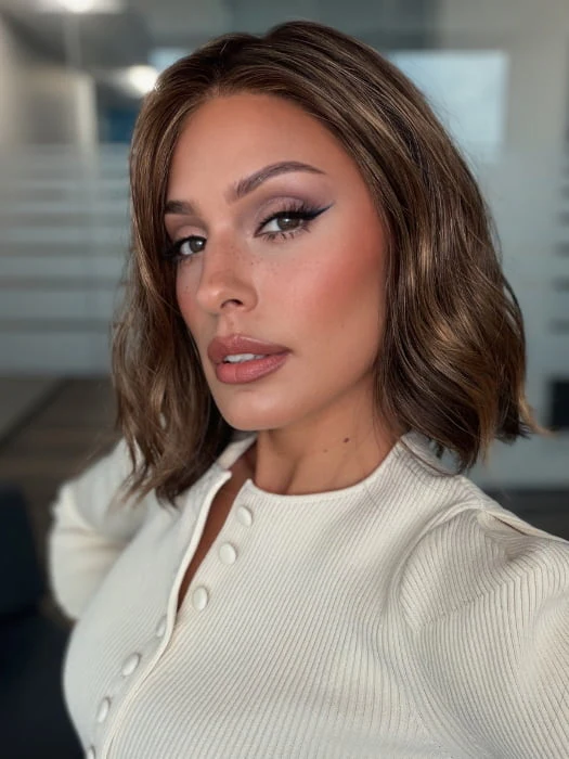 6069-charlotte-hand-tied-synthetic-lace-front-wig-hand-tied-2.webp Charlotte Hand Tied | Synthetic Lace Front Wig (Hand Tied)