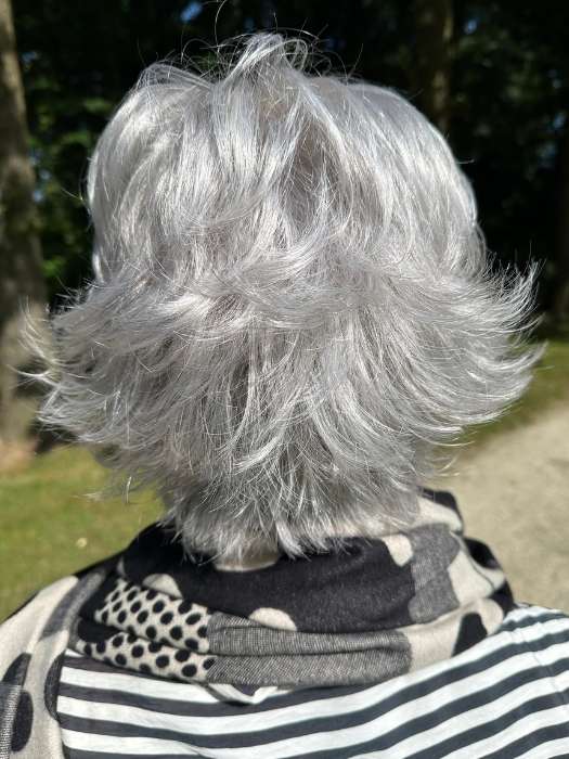 72-voltage-elite-synthetic-lace-front-wig-hand-tied-5.jpg Voltage Elite | Synthetic Lace Front Wig (Hand-Tied)