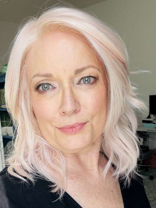 Dazzling Wavez | Synthetic Lace Front Wig (Mono Part)