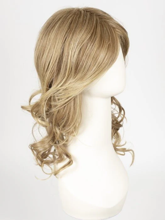 7801-always-large-hf-synthetic-wig-basic-cap-29.webp Always Large | HF Synthetic Wig (Basic Cap)