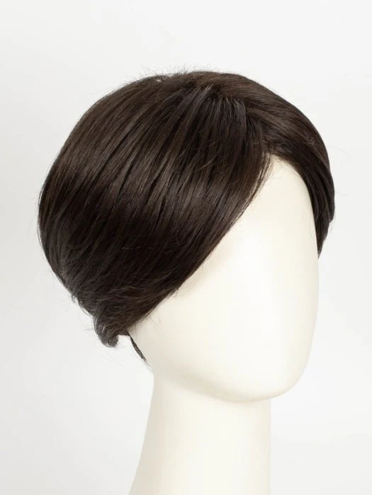 8429-luna-synthetic-lace-front-wig-basic-cap-17.webp Luna | Synthetic Lace Front Wig (Basic Cap)