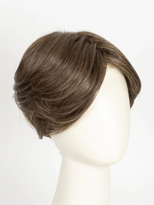 8429-luna-synthetic-lace-front-wig-basic-cap-20.webp Luna | Synthetic Lace Front Wig (Basic Cap)