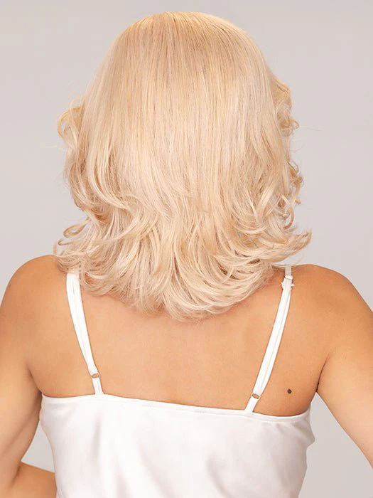 9073-clara-synthetic-lace-front-wig-lace-part-9.webp Clara | Synthetic Lace Front Wig (Lace Part)