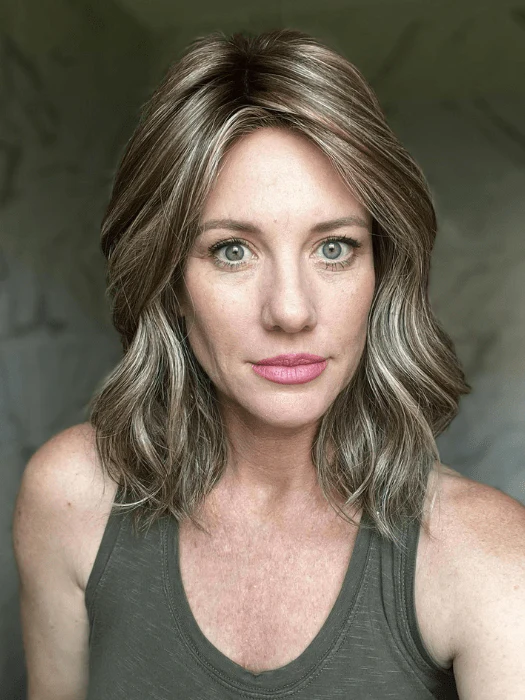948-wavy-day-synthetic-lace-front-wig-mono-top-14.webp Wavy Day | Synthetic Lace Front Wig (Mono Top)