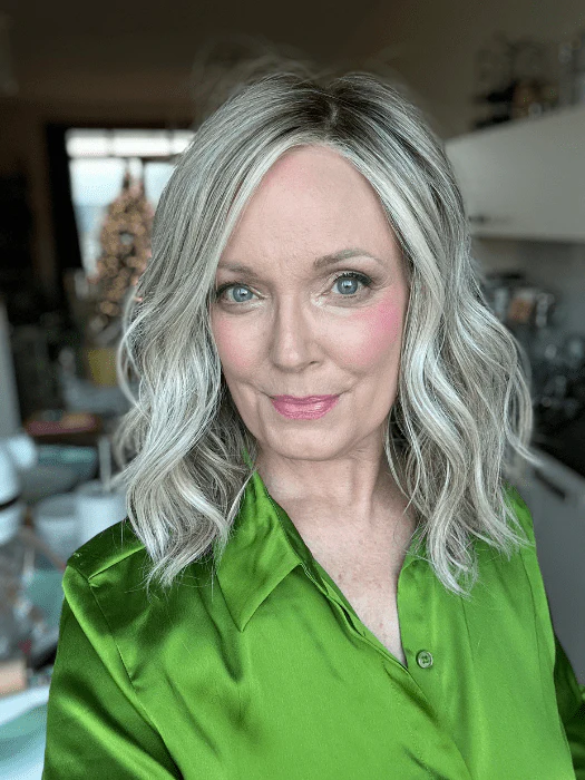 948-wavy-day-synthetic-lace-front-wig-mono-top-18.webp Wavy Day | Synthetic Lace Front Wig (Mono Top)