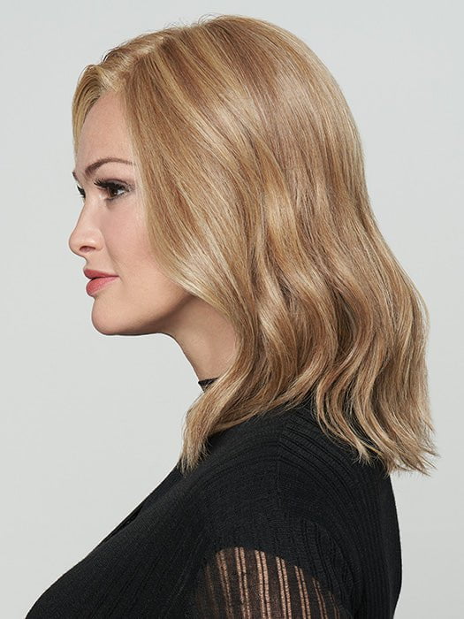 948-wavy-day-synthetic-lace-front-wig-mono-top-31.jpg Wavy Day | Synthetic Lace Front Wig (Mono Top)