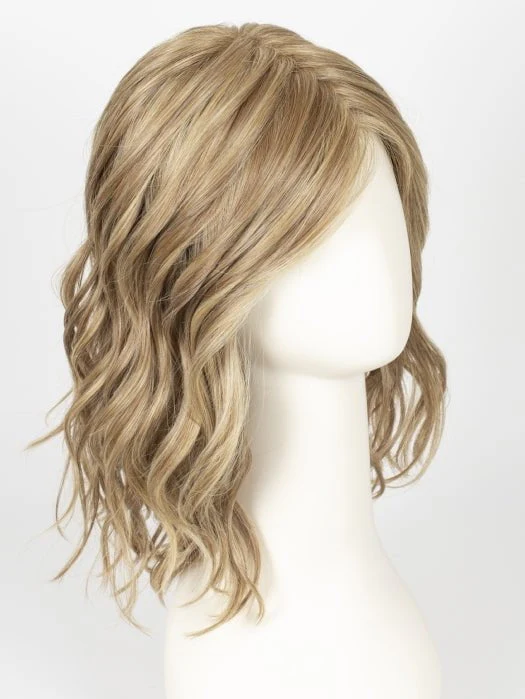 948-wavy-day-synthetic-lace-front-wig-mono-top-44.webp Wavy Day | Synthetic Lace Front Wig (Mono Top)